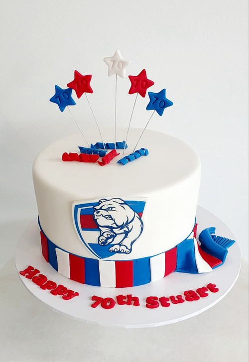 BULLDOGS_CAKE